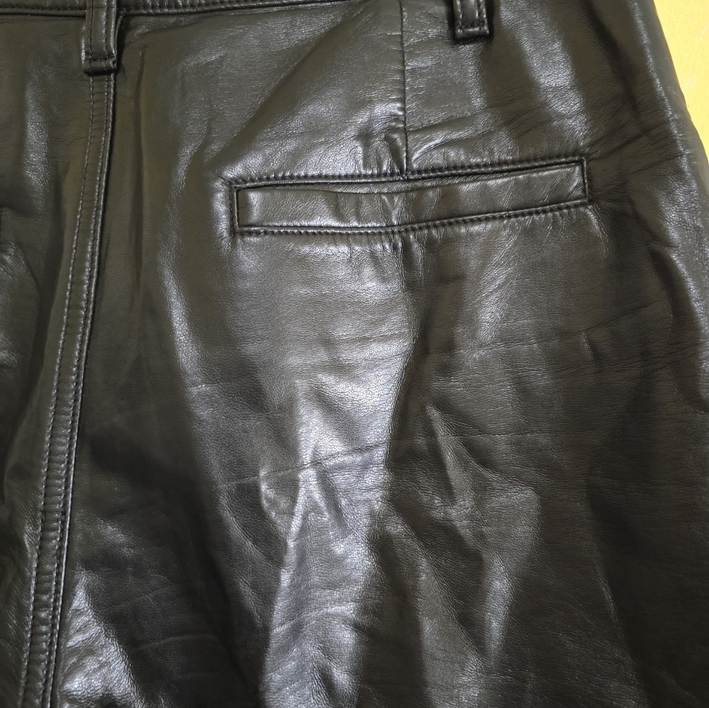AGOLDE Recycled Leather Angled Hem Short 28 - Picture 10 of 10